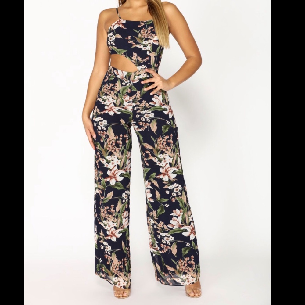 COPY - Fashion Nova Meet me at the Park Floral Ju…